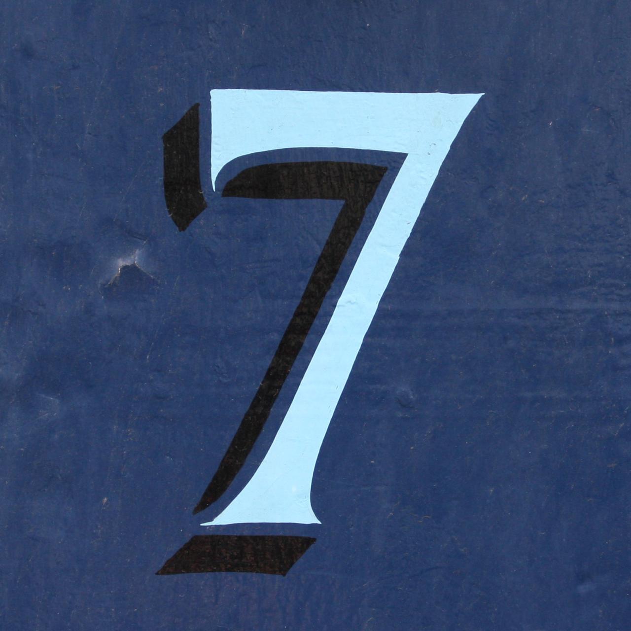Free stock photo of number 7, number seven, red seven 7 Best Calligraphy Brush Sets for Professional Use