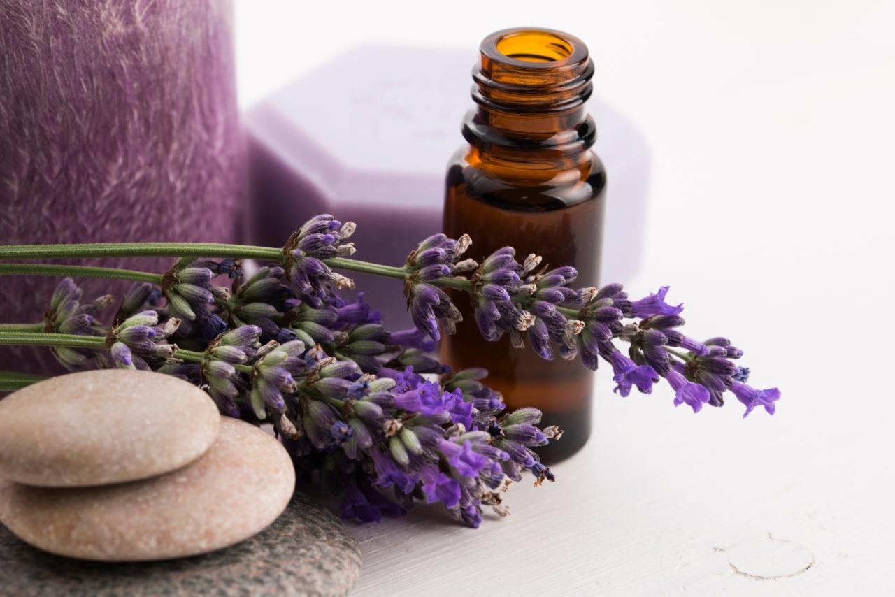 How to Use Essential Oils in Your Daily Routine